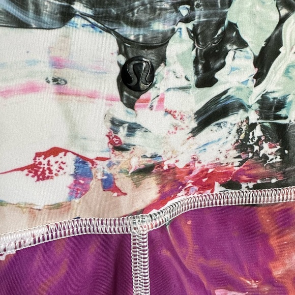 Lululemon Size 6 High Times Full-On Luxtreme Pigment Wave Multicolor Legging - Picture 6 of 7